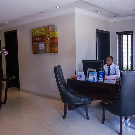 S & S Hotel & Suites Lagos Extérieur photo