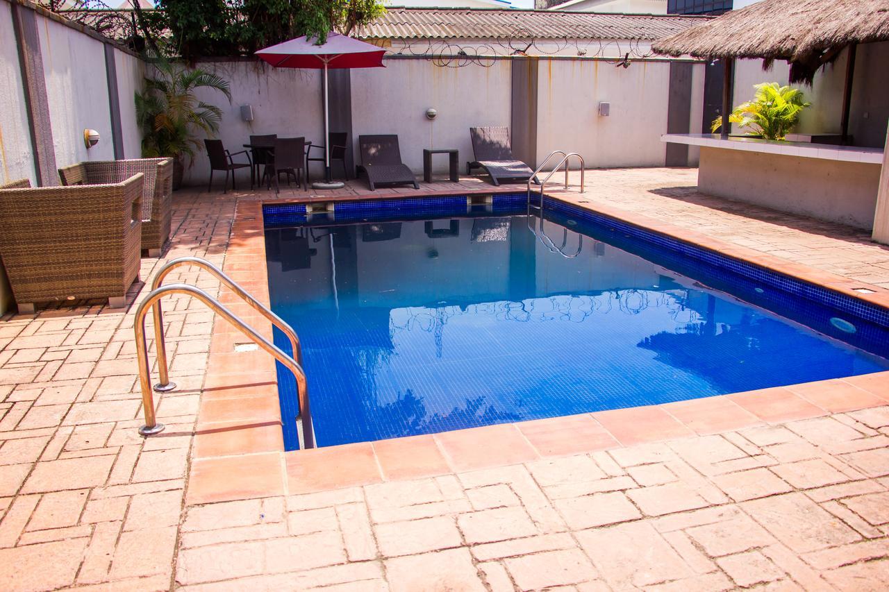 S & S Hotel & Suites Lagos Extérieur photo