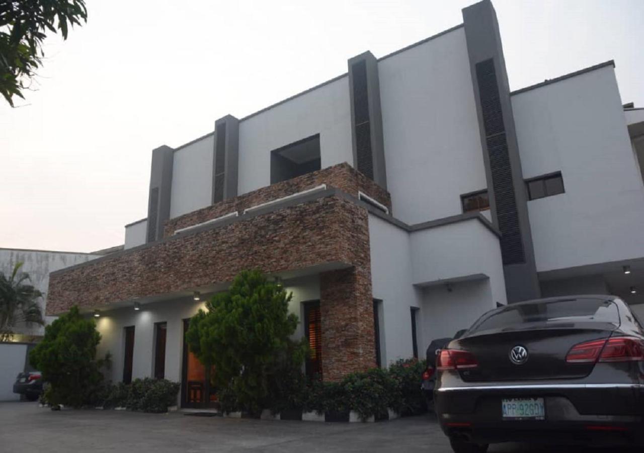 S & S Hotel & Suites Lagos Extérieur photo