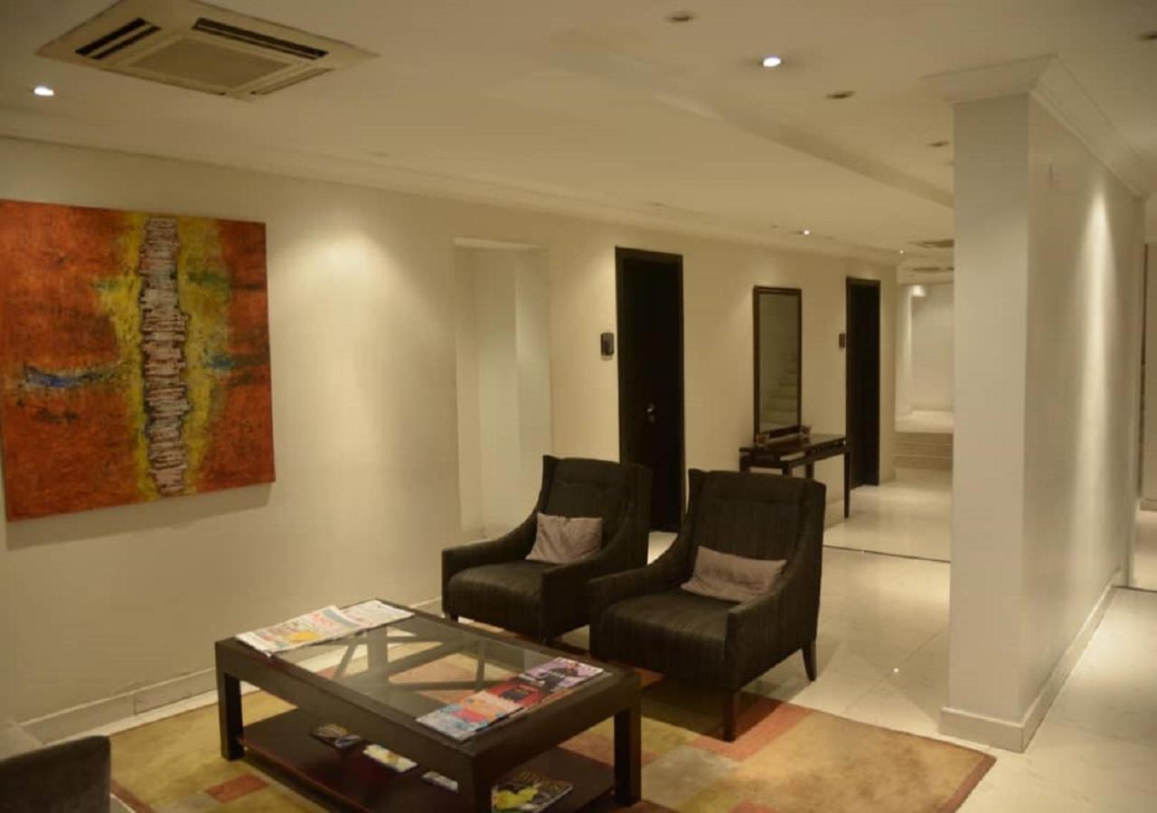 S & S Hotel & Suites Lagos Extérieur photo