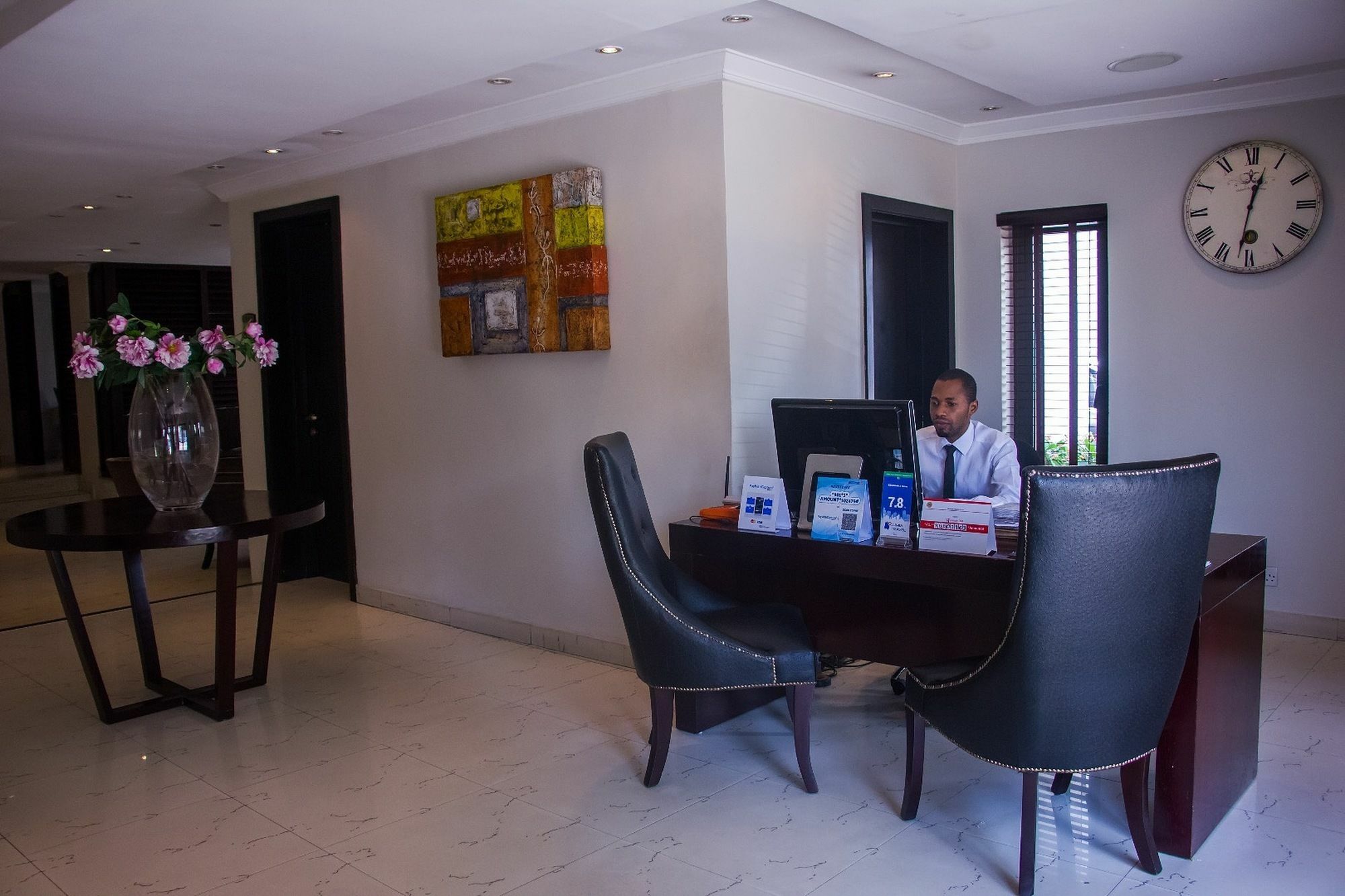S & S Hotel & Suites Lagos Extérieur photo